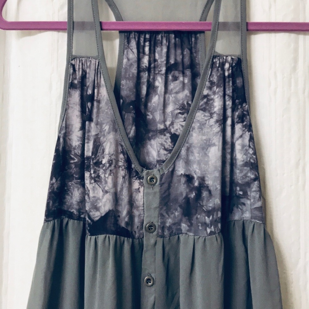 CECICO RACERBACK TUNIC W/POCKETS - Picture 4 of 9